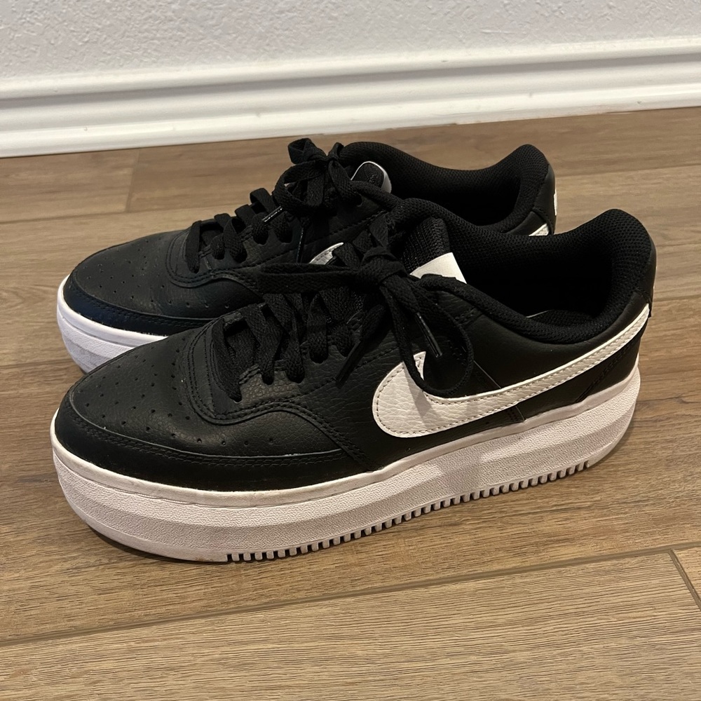 NIKE Court Vision Alta Women Black and White Platform Shoes, worn once size 10